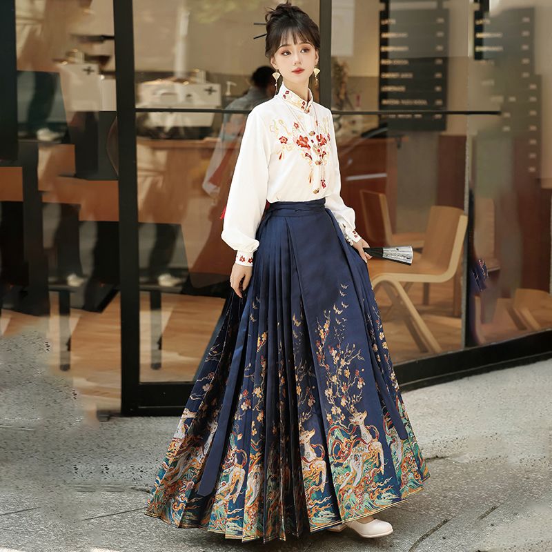 セットアップ 漢服女【鹿の掛け声】明製織金化粧花のスカートセット親友の日常金 セットアップ 漢服女【鹿の掛け声】明製織金化粧花のスカートセット親友の日常金