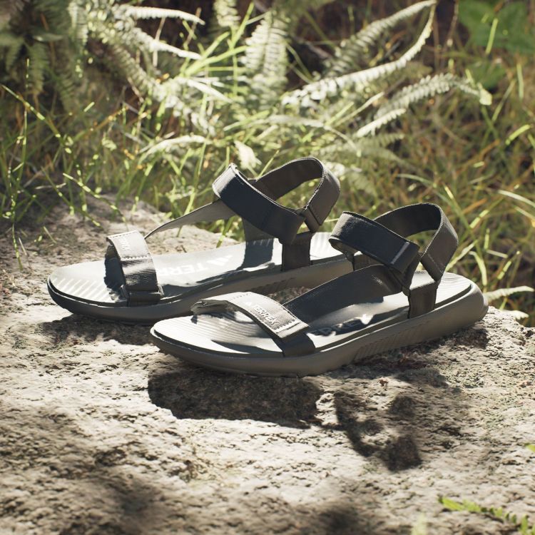 メンズ・ユニセックス スリッパ&サンダル テレックス Hydroterra ライトサンダル / Terrex Hydroterra Light Sandals ID4273