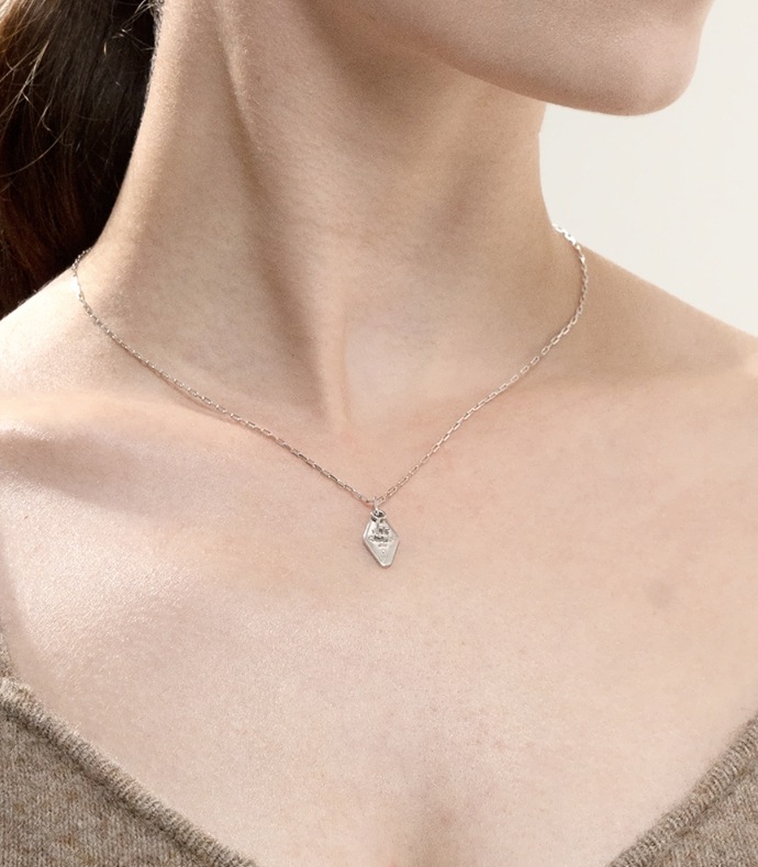 【HYERES LOR】23FW★ Colombe d'Or Silver Hotel Key Necklace HYERES LOR] Colombe dOr Silver Hotel Key Necklace ネックレス