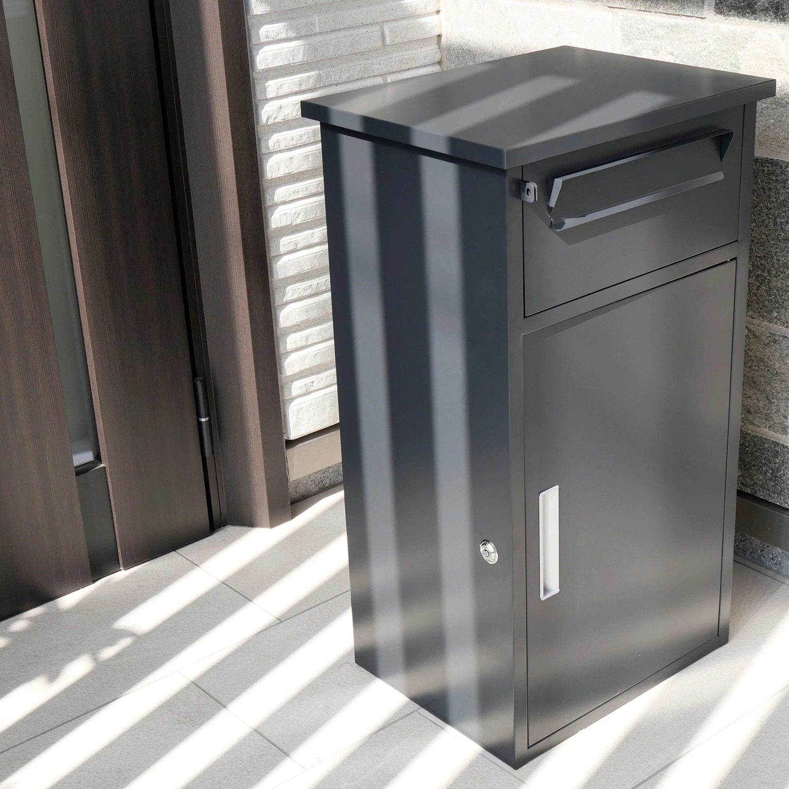 宅配ボックス 一戸建て用 複数投函可能 大型 大容量 置き配ボックス ワンプッシュ施錠 盗難防止 シンプル スマート 宅配 ボックス ポスト 置き配 ネコラクボックス SKK 宅配ボックス 一戸建て用 複数投函可能 大型 大容量 置き配ボックス ワンプッシュ施錠 盗難防止 シンプル スマート 宅配 ボックス ポスト 置き配 ネコラクボックス SKK