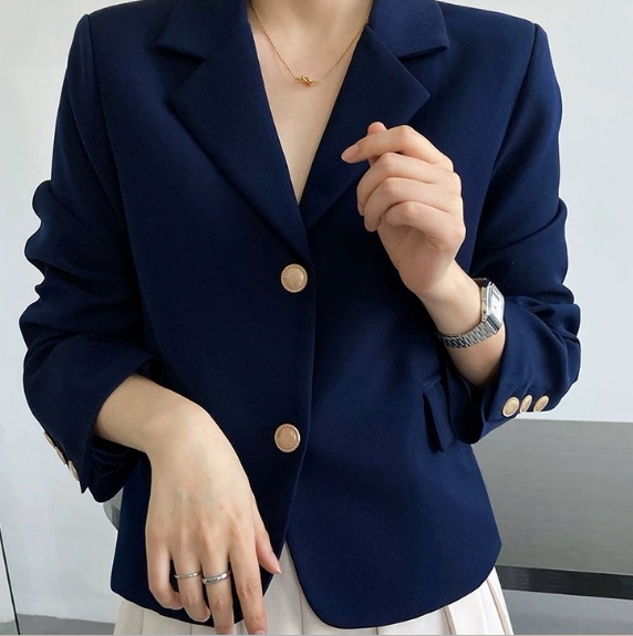 レディース ジャケット アウター 上着 ショート 長袖 襟付き ストレート ポケット 大人可愛い きれいめ シンプル カジュアル 上品 おしゃれ かっこいい こなれ感 クール エレガント ナチュラル
