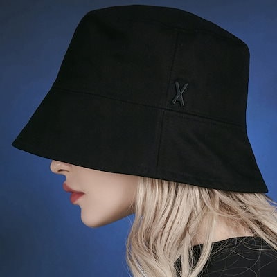 Qoo10] VARZAR [VARZAR] BTS着用 ジョングク : メンズバッグ