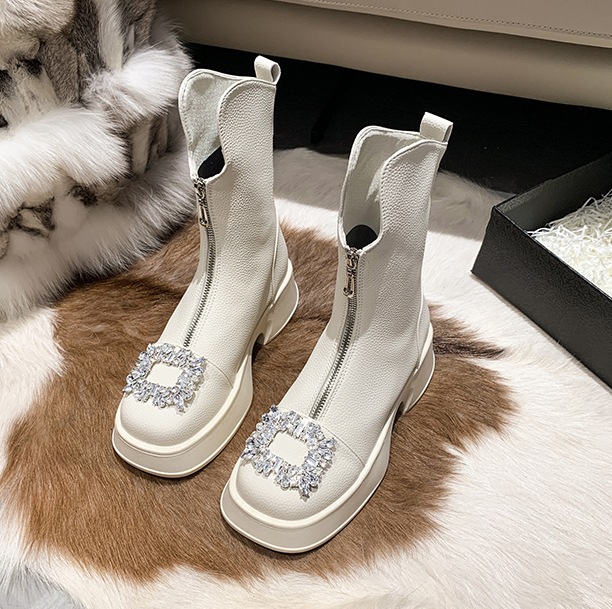 ビジュー厚底ブーツ 厚底ビジューバックルブーツ レザーブーツ. ミドルブーツ 厚底ブーツ. レディース ブーツ 厚底 フロントジッパー 3カラー D283 ビジュー厚底ブーツ 厚底ビジューバックルブーツ レザーブーツ. ミドルブーツ 厚底ブーツ. レディース ブーツ 厚底 フロントジッパー 3カラー D283