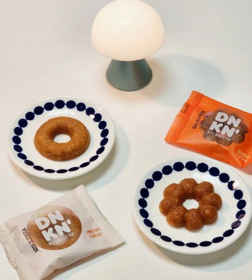 バーバパパ・DUNKIN'DONUTSダンキンドーナツ★皿セット８＋８枚 ダンキンドーナツ バーバパパ 皿 2点セット - メルカリ