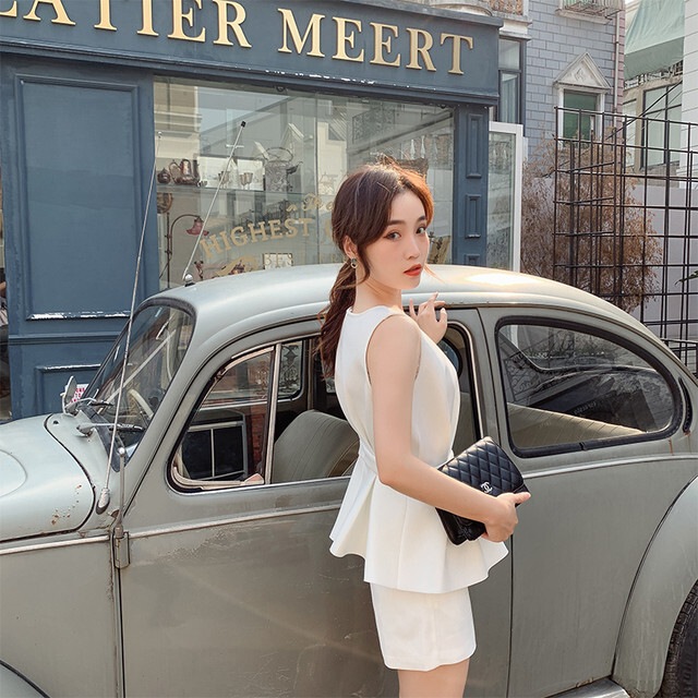 【送料無料】レディース 高級感 ノースリーブ トップス プルオーバー フリル 大人可愛い 【送料無料】レディース 高級感 ノースリーブ トップス プルオーバー フリル 大人可愛い