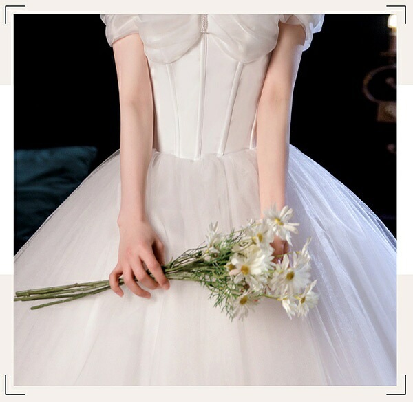 ウェディングドレス 花嫁 オフショルダー 袖あり ボリューム袖 ポワン