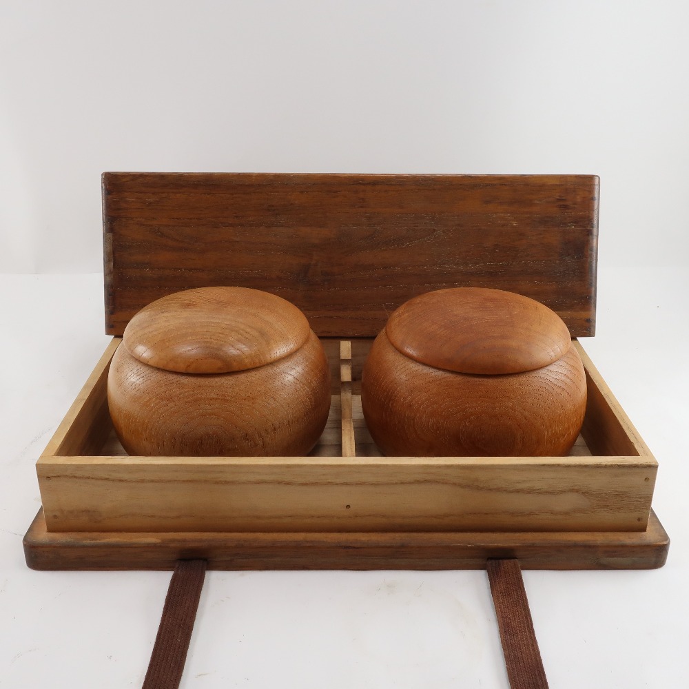 碁石 32号 本蛤 那智黒石 碁笥付き その他雑貨 _ 中古品