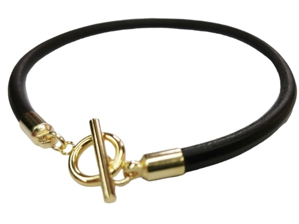 CHANEL 2023 HOLIDAY シャネル ホリデー限定 ロゴチャームBOTTLE レザーブレスレット (社外品) 4mm/19cm