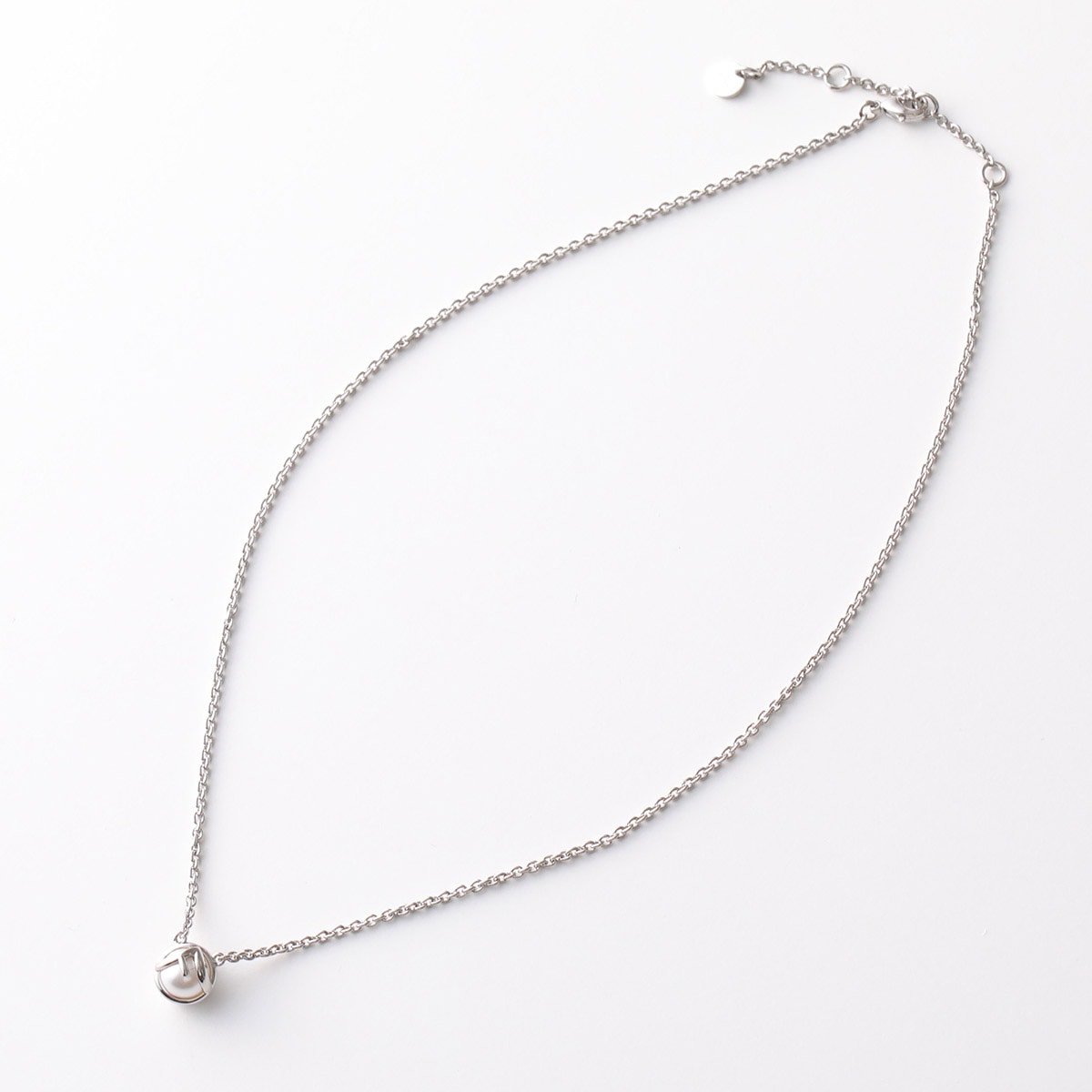 FENDI フェンディ ネックレス F IS エフ イズ 8AK826 A5TO レディース パール ロゴ チェーン メタル アクセサリー カラー2色 FENDI フェンディ ネックレス F IS エフ イズ 8AK826 A5TO レディース パール ロゴ チェーン メタル アクセサリー カラー2色