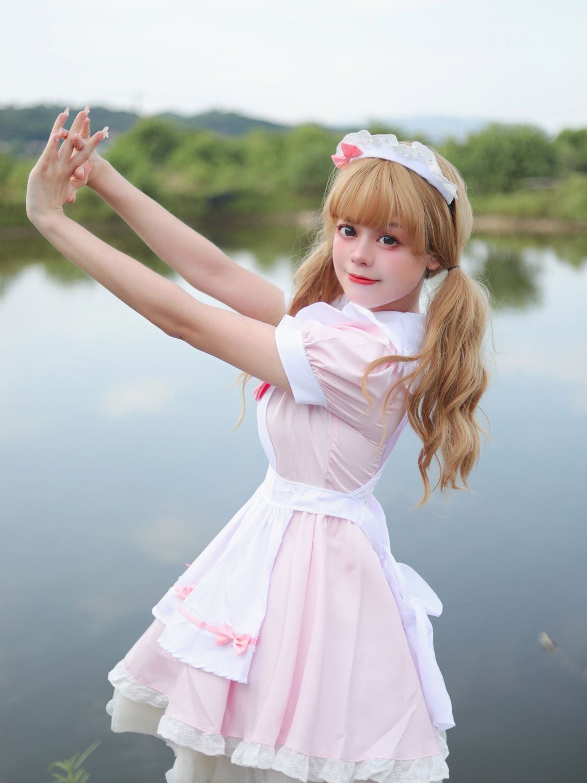 【2025新作】日韓甘くてかわいいピンク白いメイド服コスプレロリータlolita2次元柔らかい妹メイド制服 【2025新作】日韓甘くてかわいいピンク白いメイド服コスプレロリータlolita2次元柔らかい妹メイド制服