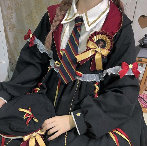 【期間特典】ワンピース ロリータ ハイウエスト 膝丈 学生風 魔法使い レディース ゴスロリ 制服 Aライン ロリィタファッション フリル 長袖 コスチューム ハロウィン パーティ イベント 文化祭 【期間特典】ワンピース ロリータ ハイウエスト 膝丈 学生風 魔法使い レディース ゴスロリ 制服 Aライン ロリィタファッション フリル 長袖 コスチューム ハロウィン パーティ イベント 文化祭