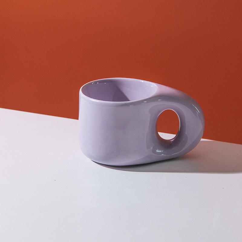 丸みのある優しい色味のカップ&ソーサーセット 北欧デザイン 丸みのある優しい色味のカップ&ソーサーセット 北欧デザイン