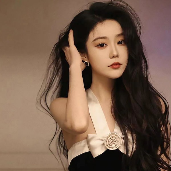 Qoo10] ウィッグロングヘアクロスドレッシング優し