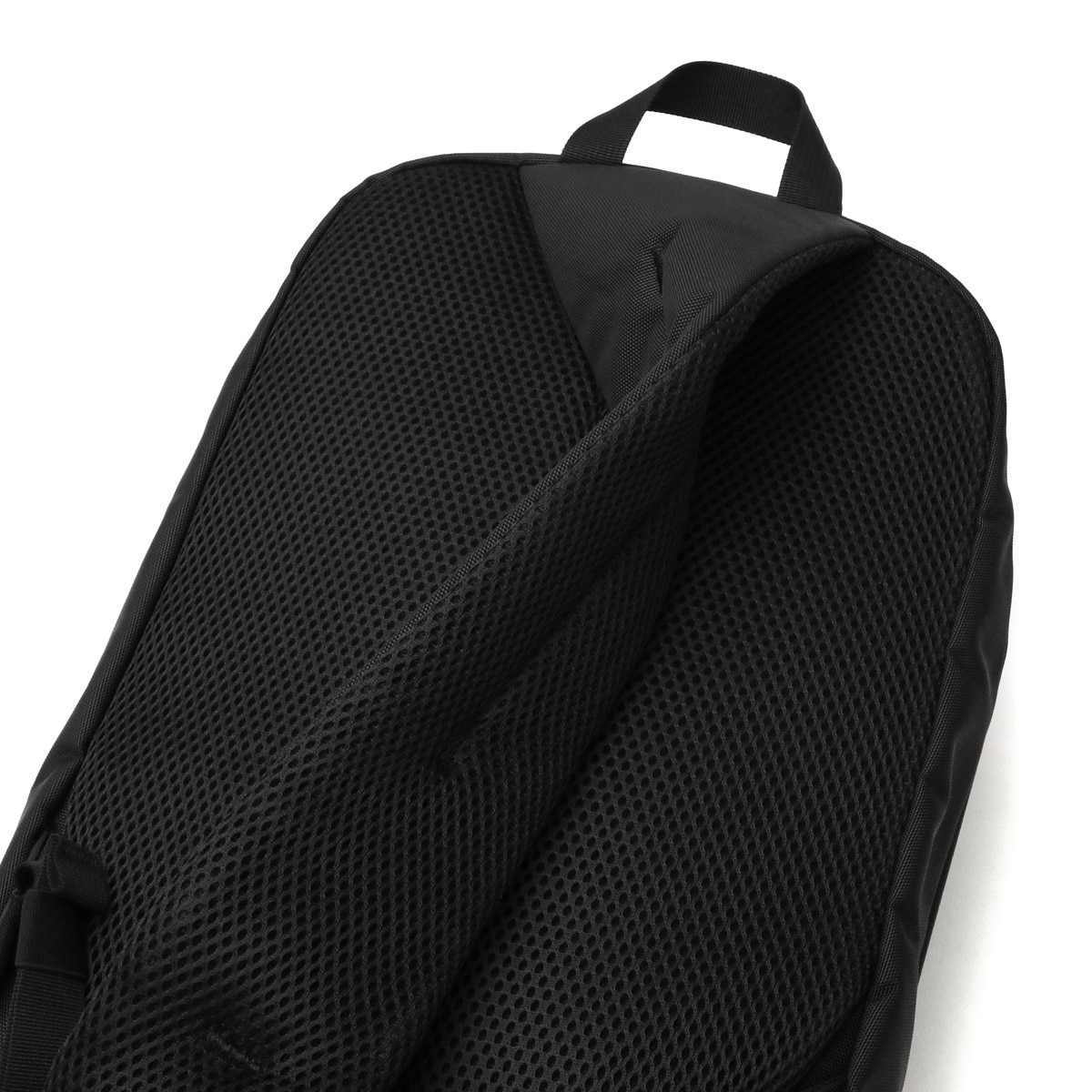 日本正規品 ボディバッグ MFC COLLECTION SLING WR ショルダーバッグ 7.3L A4 大容量 縦型 PC収納 BRA231L43