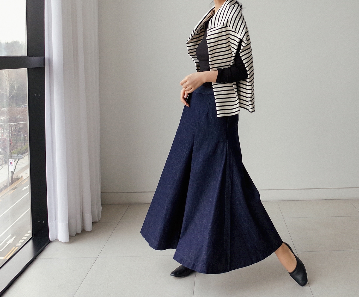 パンツ ガウチョパンツ デニムパンツ バギーパンツ ロング ロング丈 アンクル丈 フレア ワイド ガウチョ Aライン ウエストゴム 伸縮性 綿 デニム ブルーデニム 大人可愛い カジュアル 大人