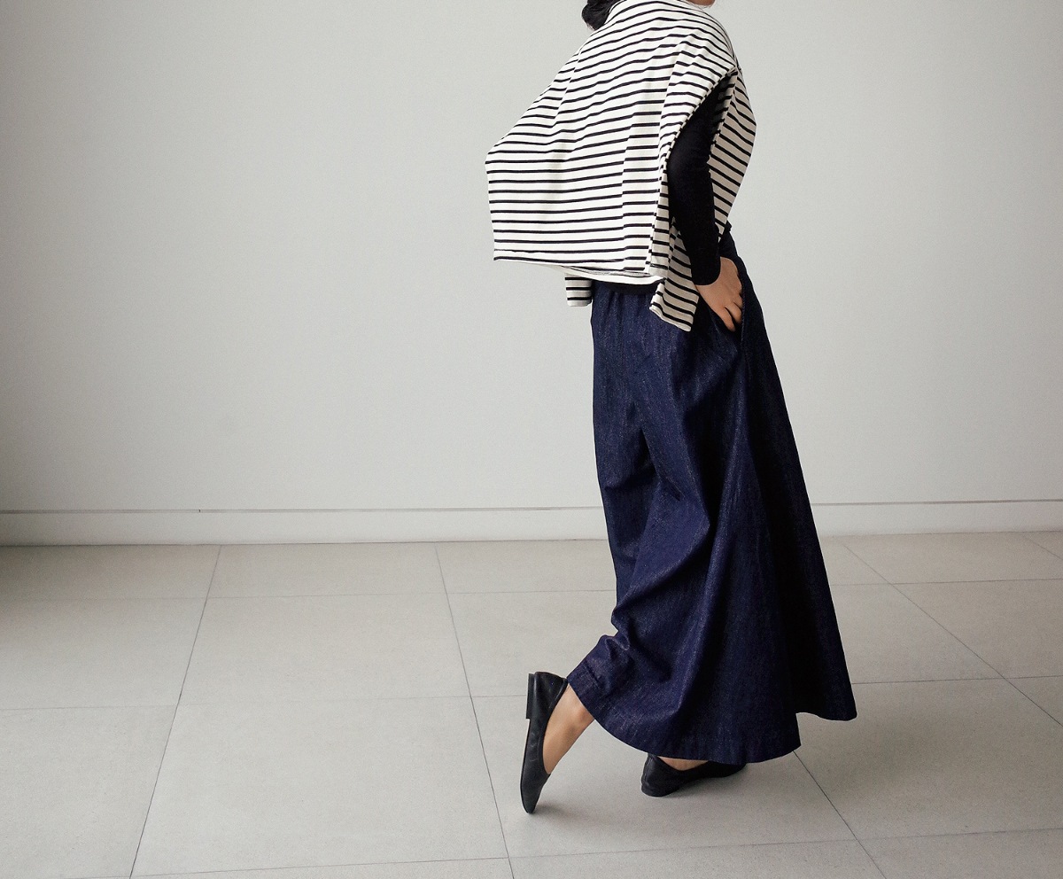 パンツ ガウチョパンツ デニムパンツ バギーパンツ ロング ロング丈 アンクル丈 フレア ワイド ガウチョ Aライン ウエストゴム 伸縮性 綿 デニム ブルーデニム 大人可愛い カジュアル 大人