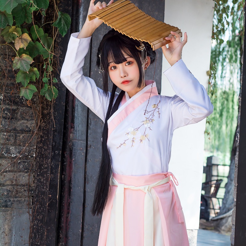 改良された仮装夏服女性梅花仮装超仙スカート学生清新で上品な日常装華清閣韓国 改良された仮装夏服女性梅花仮装超仙スカート学生清新で上品な日常装華清閣韓国