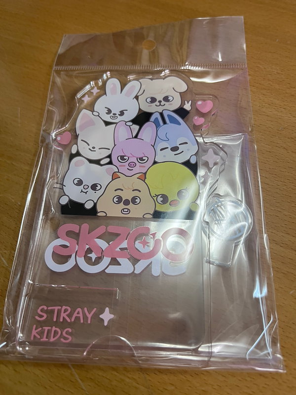 Qoo10] STRAY KIDS スマホスタンド S