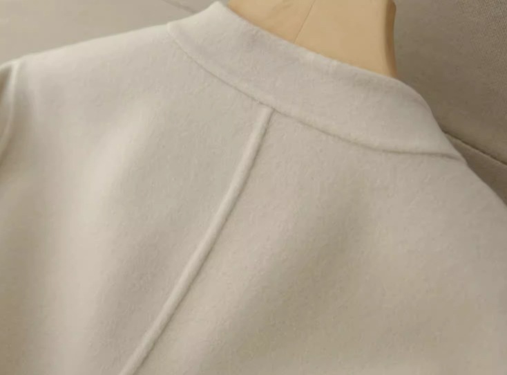 レディース コート アウター 上着 ウール ミドル丈 長袖 フェミニン フリル ボタン 切り替えデザイン 裏起毛 かわいい 大人可愛い きれいめ シンプル 上品 おしゃれ レトロ ガーリー 個性的 レディース コート アウター 上着 ウール ミドル丈 長袖 フェミニン フリル ボタン 切り替えデザイン 裏起毛 かわいい 大人可愛い きれいめ シンプル 上品 おしゃれ レトロ ガーリー 個性的