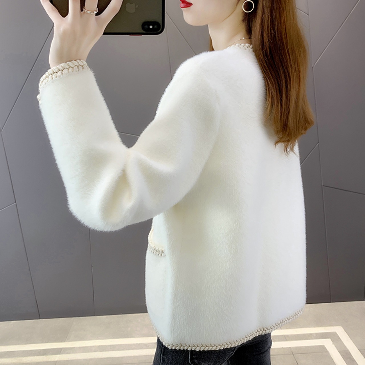 トップス カーディガン レディース Vネック 長袖 上着 袖あり ポケット ボタン 前ボタン 大人可愛い 大人女子 エレガント セクシー かわいい おしゃれ こなれ感 ラフ 個性的 クール フォーマル トップス カーディガン レディース Vネック 長袖 上着 袖あり ポケット ボタン 前ボタン 大人可愛い 大人女子 エレガント セクシー かわいい おしゃれ こなれ感 ラフ 個性的 クール フォーマル