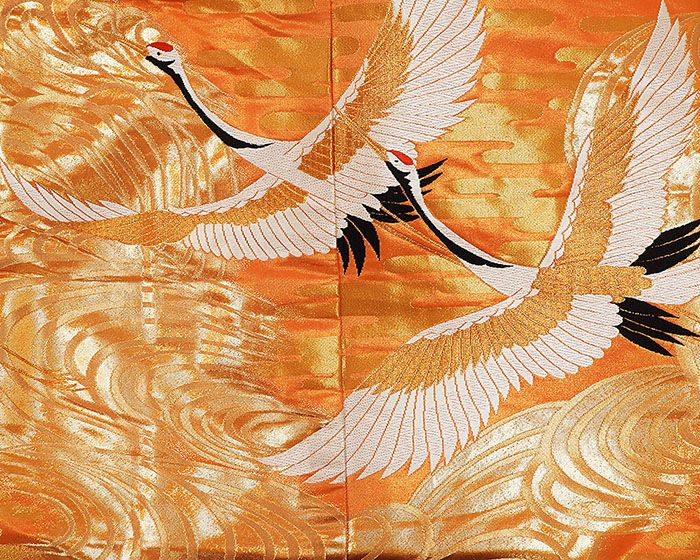 色打掛 正絹 流水霞舞鶴模様 打掛 花嫁衣裳 婚礼 リサイクル 着物 e3089 色打掛 正絹 流水霞舞鶴模様 打掛 花嫁衣裳 婚礼 リサイクル 着物 e3089