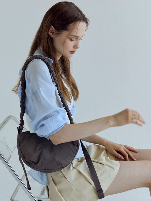 Daily Shirring Bag S (7color) 韓国人気 韓国ファッション 学生ファッション ギフト用 Daily Shirring Bag S (7color) 韓国人気 韓国ファッション 学生ファッション ギフト用