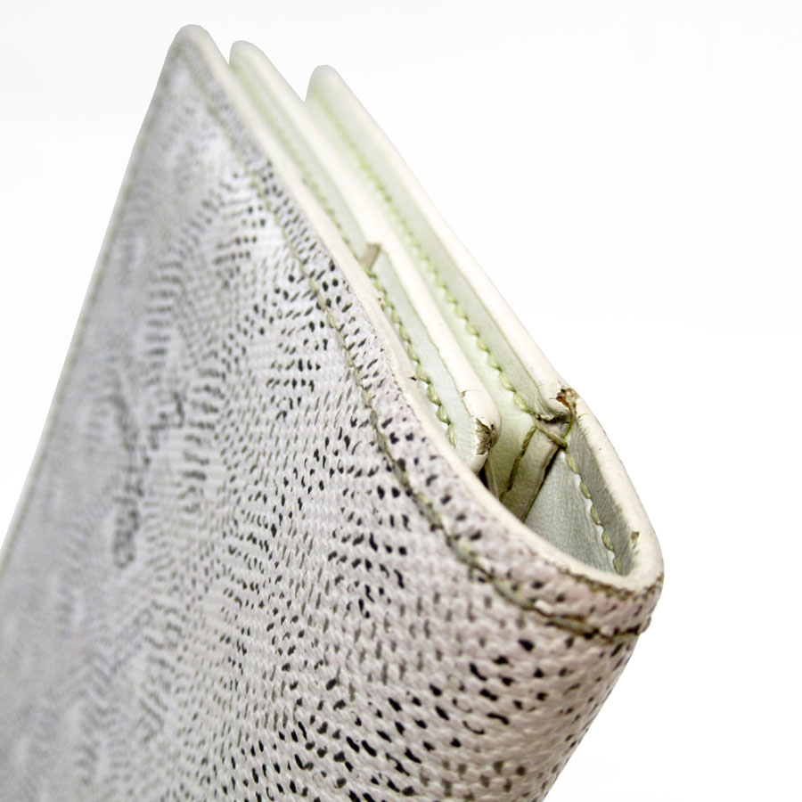 ゴヤール GOYARD 二つ折り長財布 レザー ホワイト系 ユニセックス t19234a ゴヤール GOYARD 二つ折り長財布 レザー ホワイト系 ユニセックス t19234a