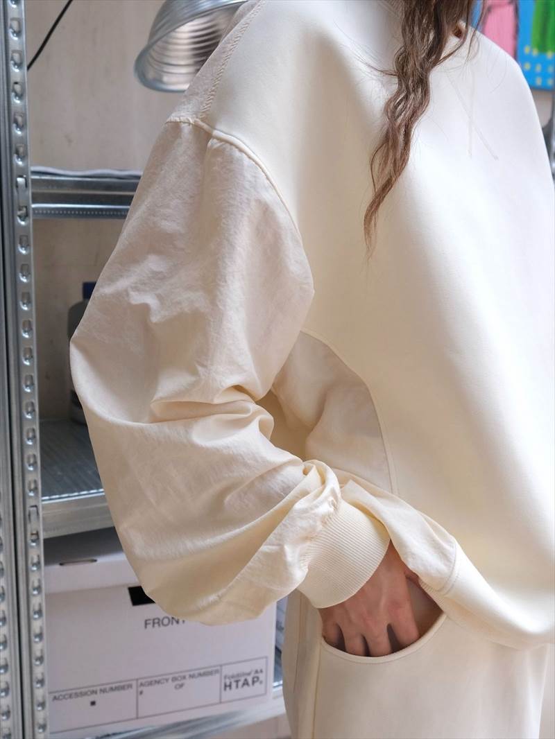 トップス レディース カットソー プルオーバー ワイド 個性的 春 秋 冬 長袖 ボリューム袖 ラウンドネック 切り替えデザイン ネイビー オフホワイト 無地 フリーサイズ 異素材MIX オフィス 学