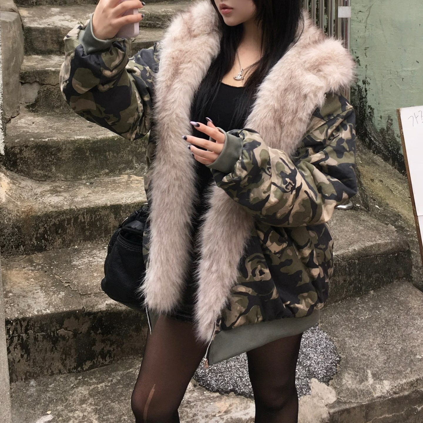 [高品 質][y2k/フィットミーチム/ハイクオリティ] 1147. カモ ファー キルティング ダウン フード ダウン キルティングダウン オーバーフィット ルーズ y2k デイリー 冬 アウター