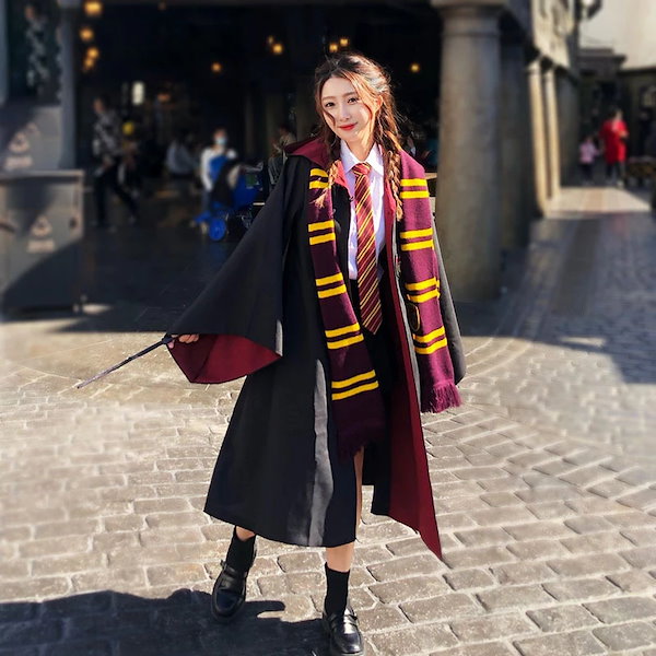 ハリーポッター ローブとネクタイ スリザリン ハリーポッター スリザリン ローブ、杖、ネクタイセット