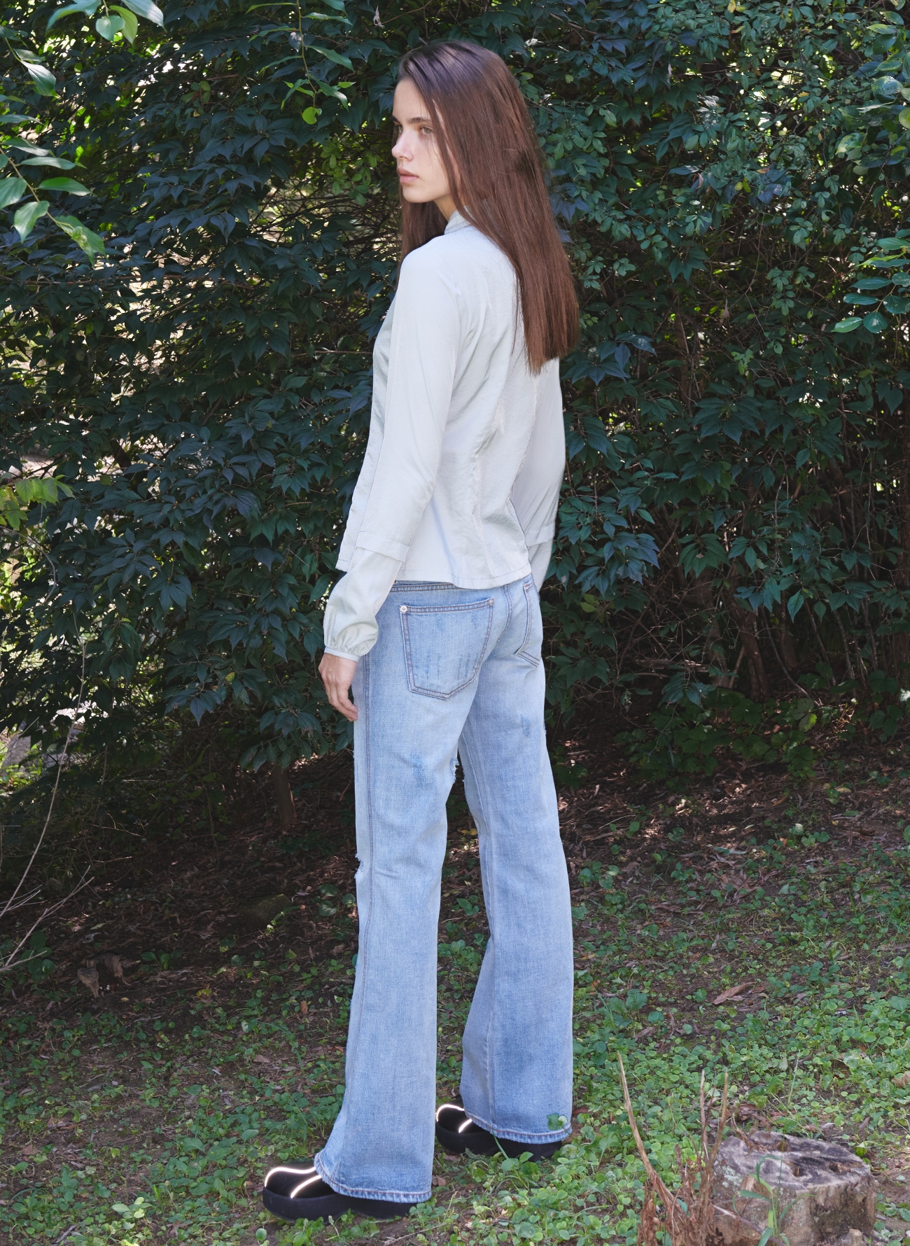 【THEOPENPRODUCT】 CAMPER ZIP SHIRT : SILVER GRAY