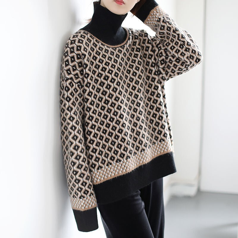 ニット セーター 魅せる トップス プルオーバー ブラック 黒 レギュラー丈 袖あり 長袖