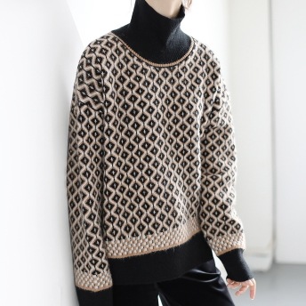 ニット セーター 魅せる トップス プルオーバー ブラック 黒 レギュラー丈 袖あり 長袖