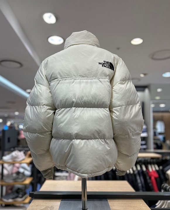 NJ3NQ83C/WS NUPTSE ON BALL JACKET NJ3NQ83C/WS NUPTSE ON BALL JACKET