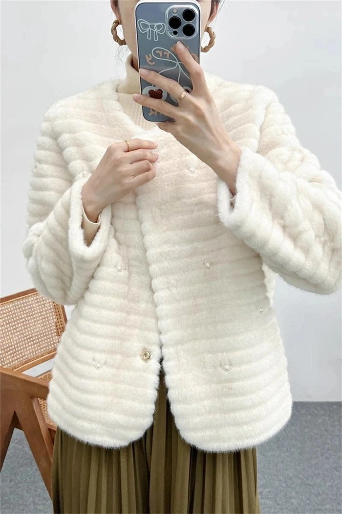 Hot!!!ファーコート レディース ショート ファージャケット レディース アウター もこもこ ボアコート 秋冬 冬 ファー 毛皮コート 厚手 防寒 暖かい 大きいサイズ ゆったり 体型カバー おし Hot!!!ファーコート レディース ショート ファージャケット レディース アウター もこもこ ボアコート 秋冬 冬 ファー 毛皮コート 厚手 防寒 暖かい 大きいサイズ ゆったり 体型カバー おし