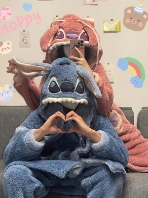 スティッチペアパジャマ女性春冬珊瑚絨毯厚手スティッチパー男性ロングフランネル部屋着 スティッチペアパジャマ女性春冬珊瑚絨毯厚手スティッチパー男性ロングフランネル部屋着