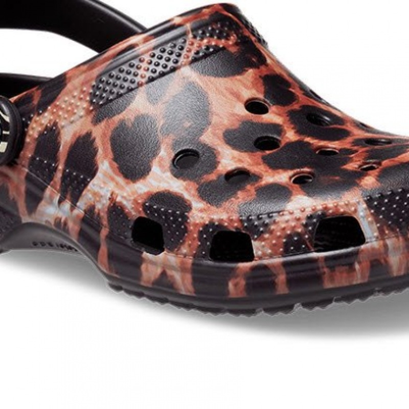 A クロックスサンダル 207840-0ZR A クロックスサンダル 207840-0ZR