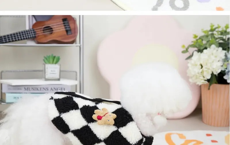 犬用のソフトフリースジャンプスーツ,子犬と子猫用のチェックウェア,コスチュームコート,ペット服,1個