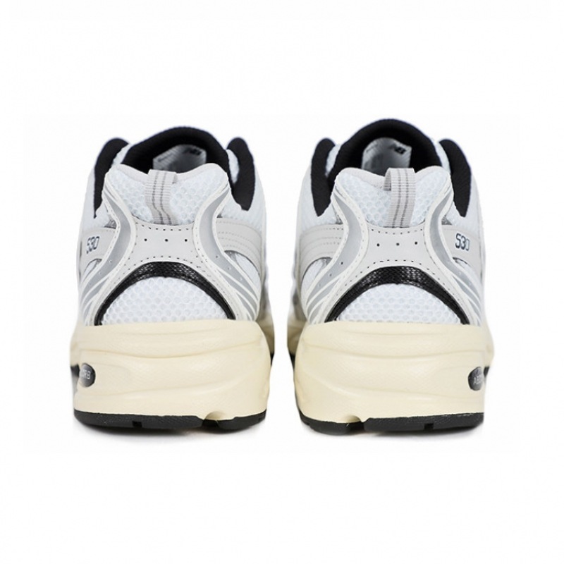 ニューバランススニーカー 530 シルバークリーム ニューバランススニーカー 530 シルバークリーム