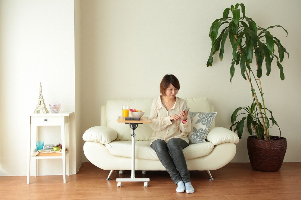 オスマック SCY2168M4CN 角度調整機能付きマルチテーブル(ナチュラル) SCY2168M4CNオスマツク オスマック SCY2168M4CN 角度調整機能付きマルチテーブル(ナチュラル) SCY2168M4CNオスマツク