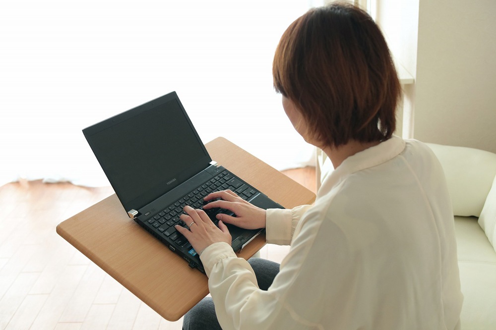 オスマック SCY2168M4CN 角度調整機能付きマルチテーブル(ナチュラル) SCY2168M4CNオスマツク オスマック SCY2168M4CN 角度調整機能付きマルチテーブル(ナチュラル) SCY2168M4CNオスマツク