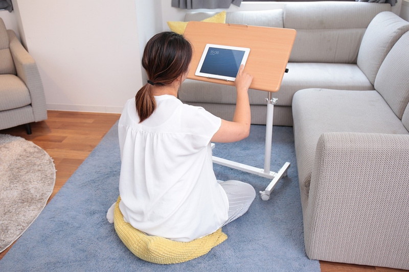 オスマック SCY2168M4CN 角度調整機能付きマルチテーブル(ナチュラル) SCY2168M4CNオスマツク オスマック SCY2168M4CN 角度調整機能付きマルチテーブル(ナチュラル) SCY2168M4CNオスマツク