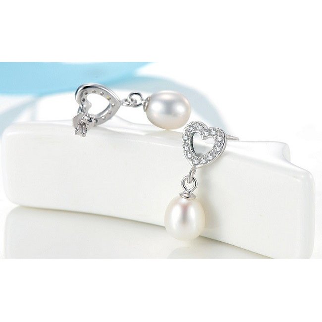 ピアス レディース パール オープンハート 揺れる 30代40代50代 CZ ウェディング 二次会