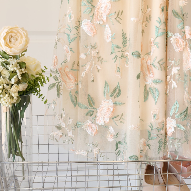 スカート レディース チュールスカート 韓国 フレアスカート 花柄スカート ロングスカート 2色 ミモレ丈 レース チュール 刺繍 花柄 透け感 切り替え Aライン ウエストゴム かわいい 大人可愛い