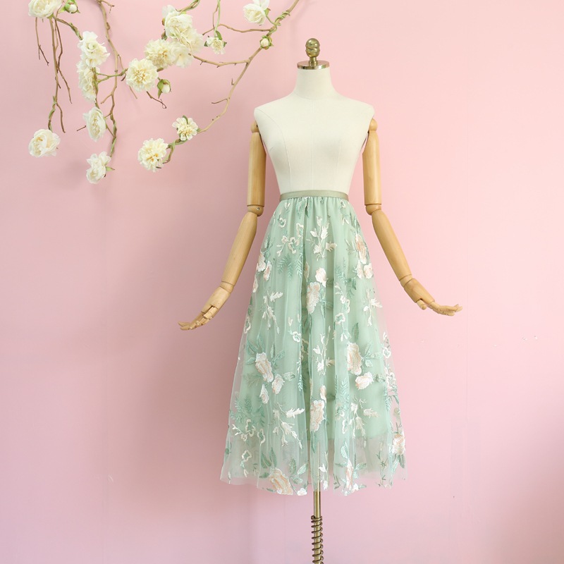 スカート レディース チュールスカート 韓国 フレアスカート 花柄スカート ロングスカート 2色 ミモレ丈 レース チュール 刺繍 花柄 透け感 切り替え Aライン ウエストゴム かわいい 大人可愛い