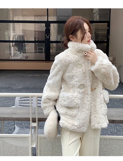 Qoo10] モコモコアウター ボアジャケット ミドル : レディース服