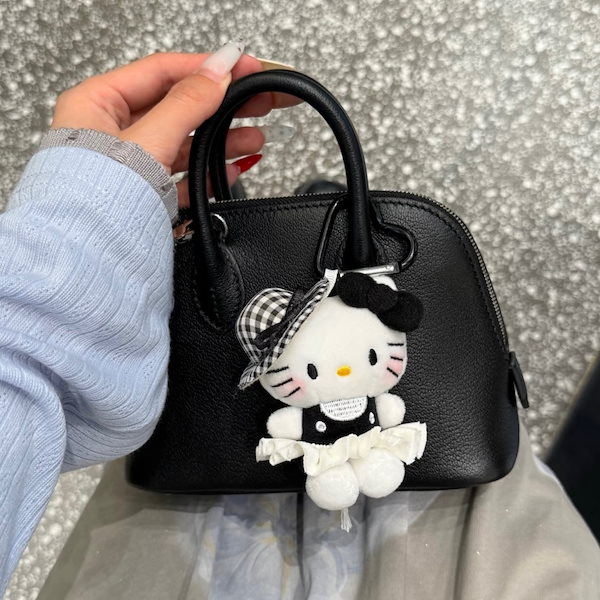 Qoo10] キティちゃんバッグストラップキティちゃん