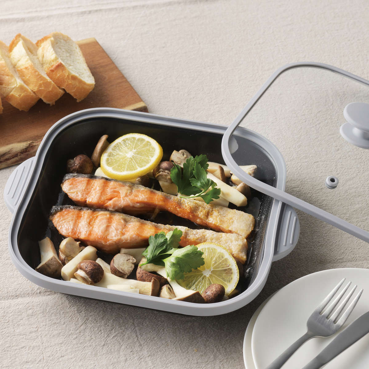 Qoo10] クイックエコ 電子レンジ調理器 角型 ガラス蓋付 電子