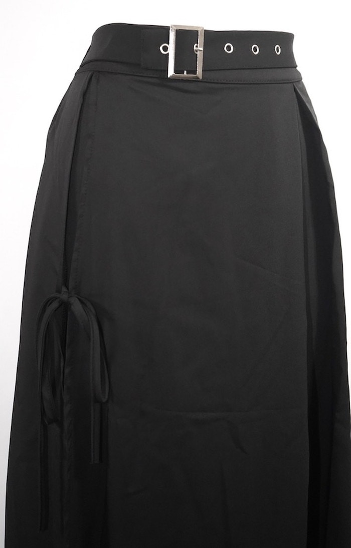 Slit Design Belted Flare Long Skirt (black) A,D,G レディース ボトムス