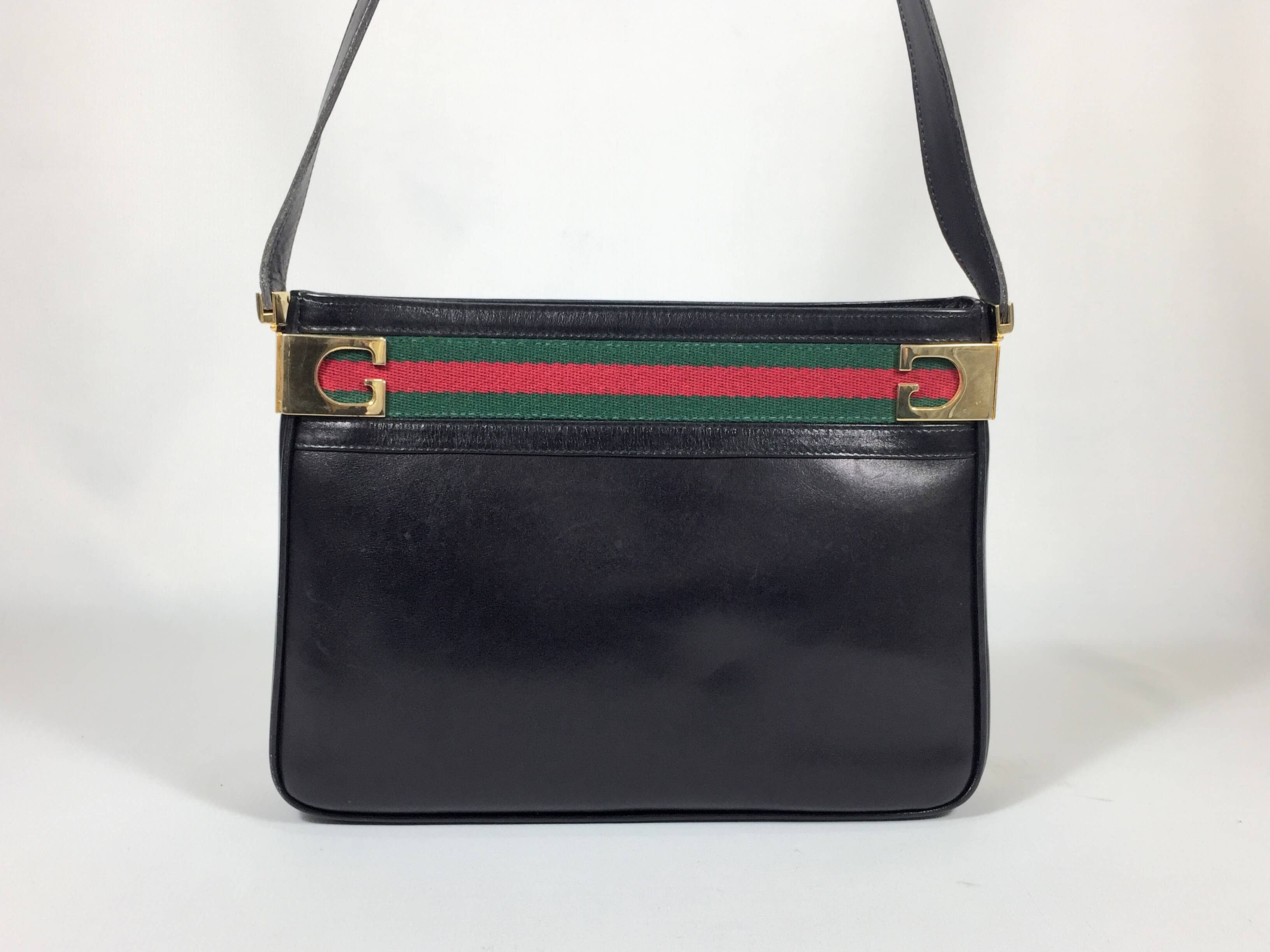 ショルダーバッグ レザー 黒 レザー ショルダーバッグ レザー 黒 レザー